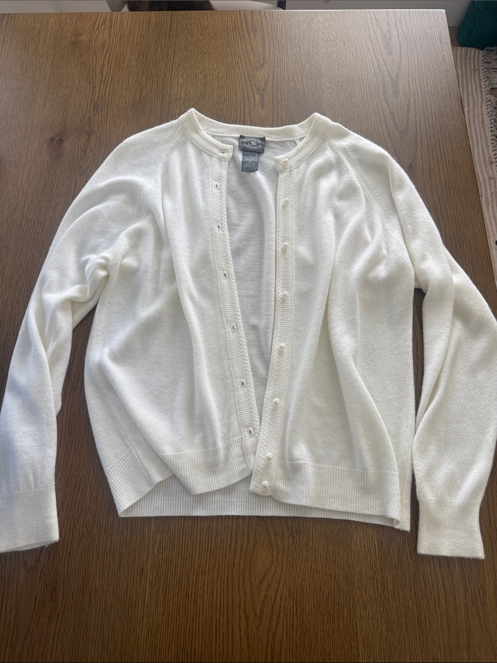 VINTAGE Designers Originals Cream Crewneck Pearl-Button Cardigan - like new